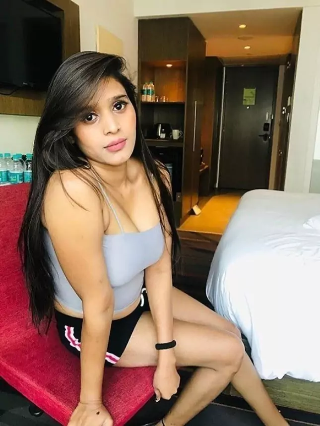 कॉल गर्ल्स सर्विस  नल्लागंडला